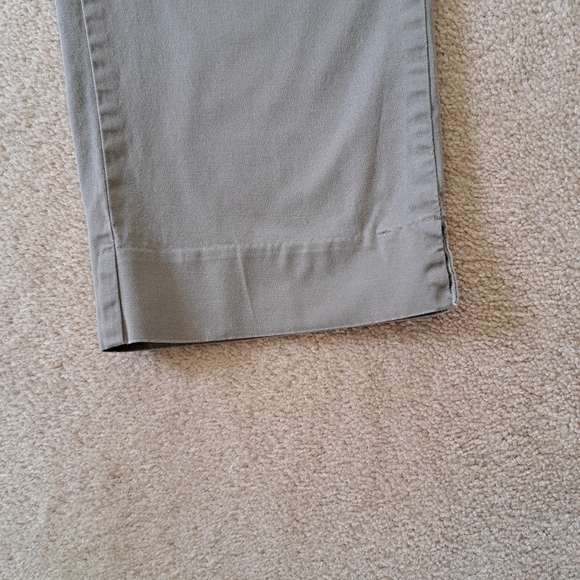Tommy Hilfiger Cropped Pants Women's Size 14 Taupe Straight Leg Cotton Capri - Picture 8 of 15